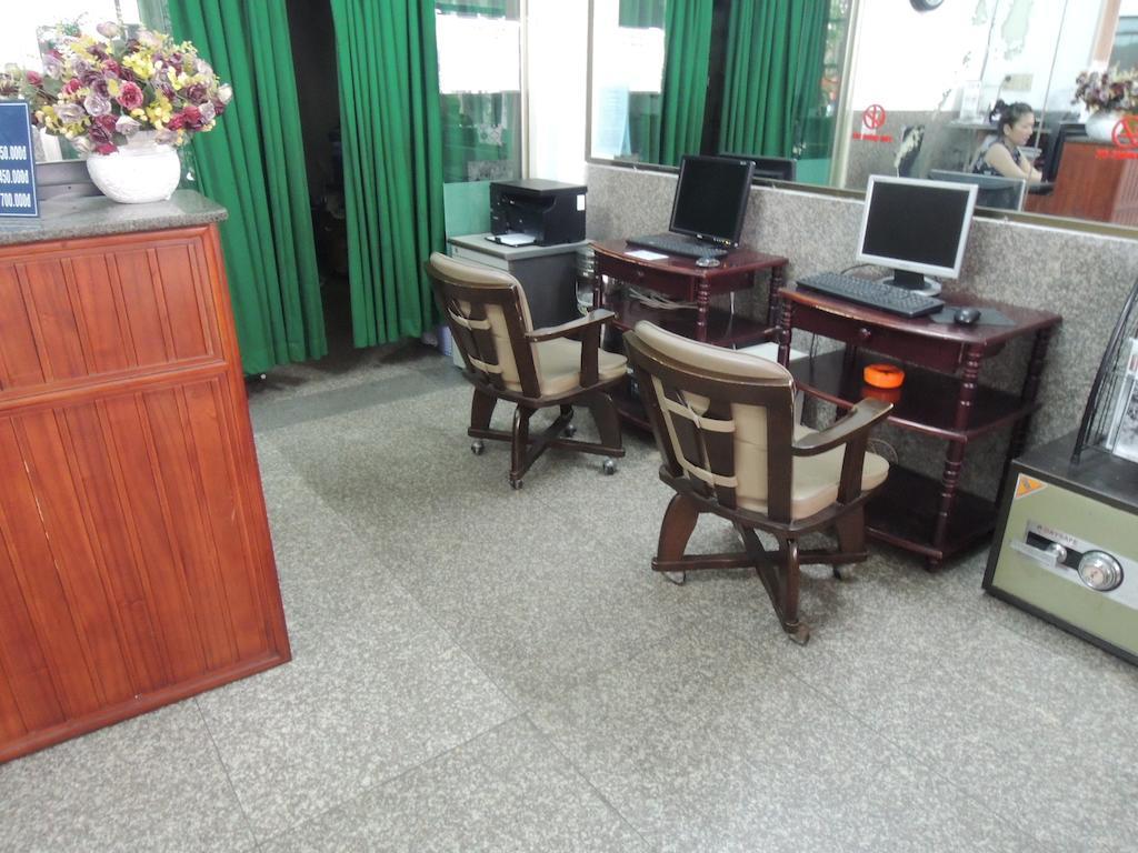 Tan Sinh Huong Hotel Hô Chi Minh-Ville Extérieur photo